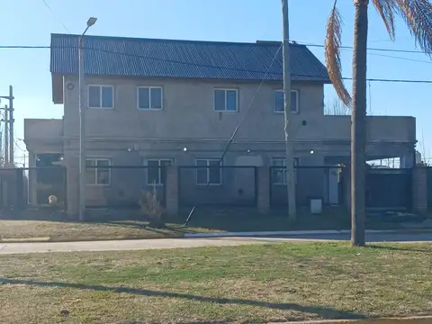 Av de la Paz  al 2900