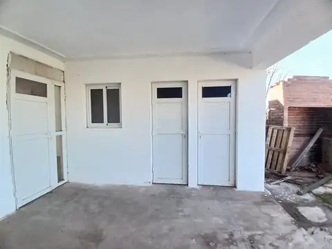 VENTA- CASA 2 DORMITORIOS- TIERRA DE SUEÑOS 2- ROLDAN