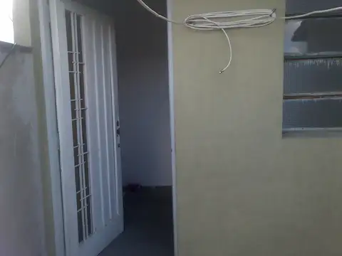 ALQUILER DEPARTAMENTO 2 AMBIENTES. ISIDRO CASANOVA