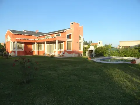 CASA EN BARRIO PRIVADO PORTAL DE VISTALBA