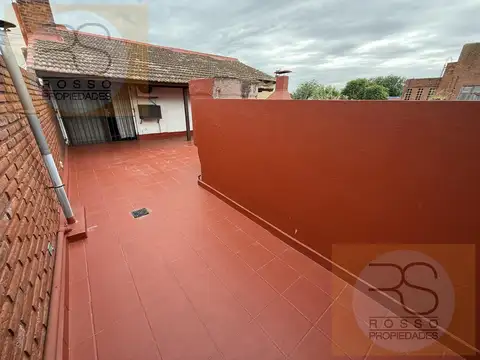 Depto Tipo Casa en Alquiler en El Palomar, $ 720.000