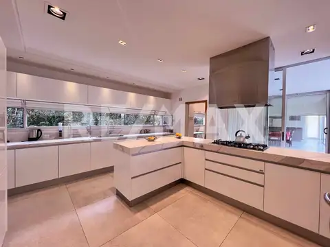 Venta  Casa en Barrio Privado Sauces del Limay