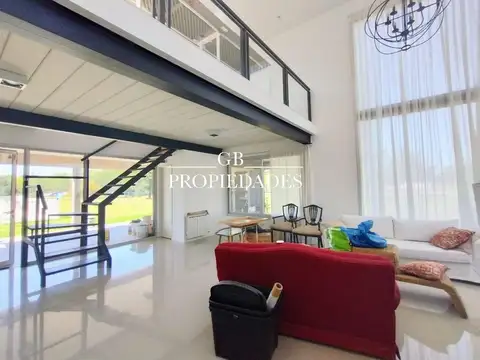 Venta de Casa 4 AMBIENTES en Haras del Sol, Pilar