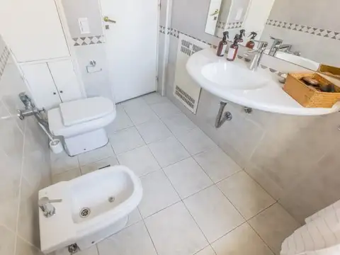 Departamento 4 ambientes con 2 baños