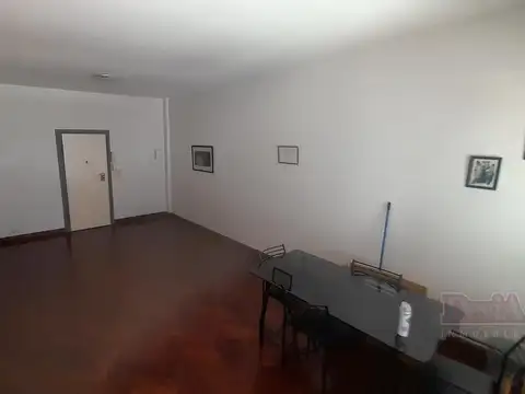 Oficina en Venta 50 años