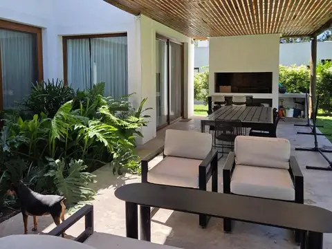 Casa en Alquiler de 2 dormitorios