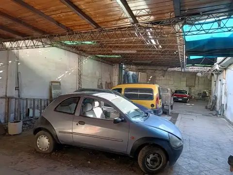 Local en Venta 48 años