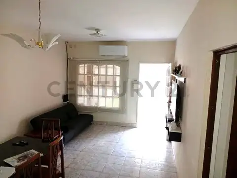 Casa en Venta en Moron Sur, USD 108.000