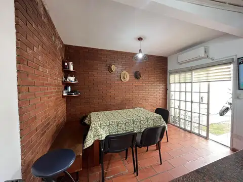 Casa en Venta en Haedo Sur, USD 110.000