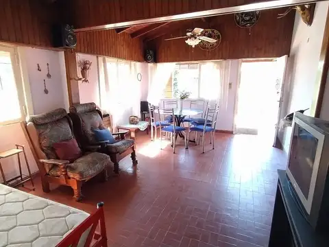 Depto Tipo Casa en Venta al Este