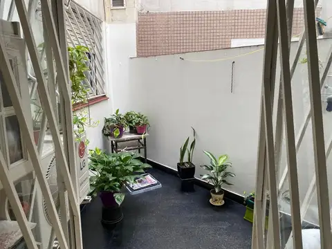 ANCHORENA N° 810, PB"B" - DEPTO. 3 AMBIENTES CON PATIO