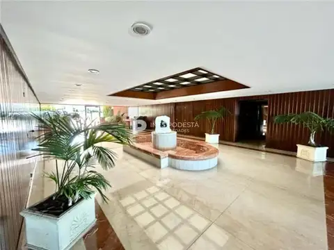 Península brava P. 6