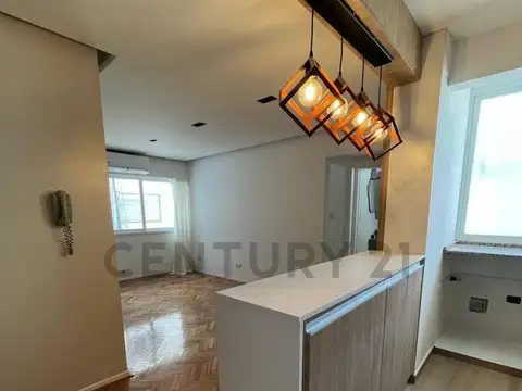 Avenida Diaz Velez 4100, Piso 9