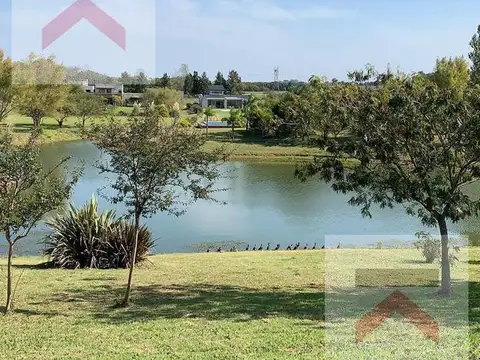 Terreno en Venta 68  mts Fondo