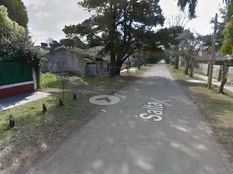 Salta e/ Gonzalez y Drumond