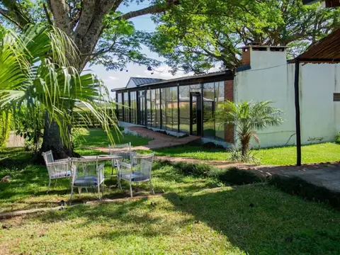 Beron de Astrada y Esquina