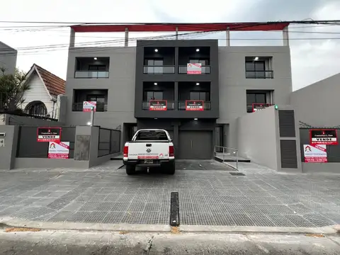Dpto monoambiente, interno 1er piso, ubicado en Hipolito Yrigoyen 7724, Banfield