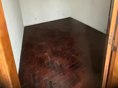 Depto Tipo Casa en Venta en Liniers, USD 70.000