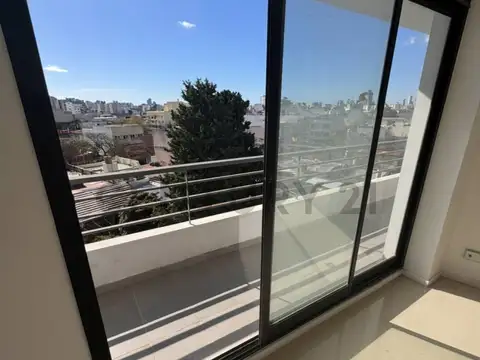 Av . Triunvirato 2900, Piso 8