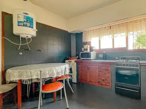 Venta casa 4 ambientes apta credito en Mar del Sur