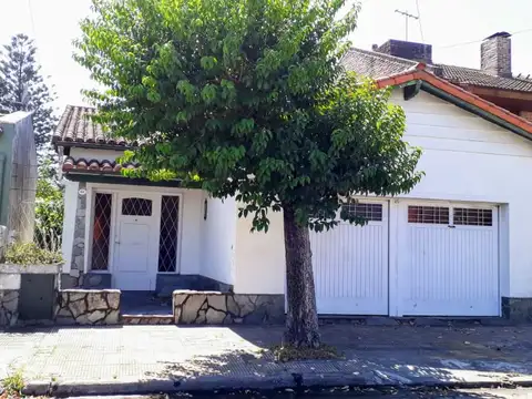 CASA 2 DORMITORIOS EN LOTE PROPIO EN BARRIO MALVINAS