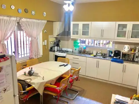 Chalet en Venta, ubicado en Altos de Martínez.