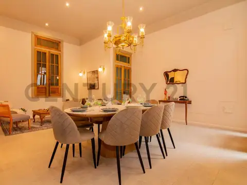 Venta Casa de 3 dormitorios con pileta en Pichincha, Rosario