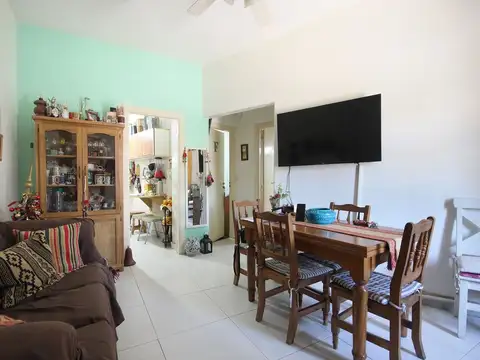 EXCELENTE PH AL FRENTE- 3 amb. Terraza y quincho