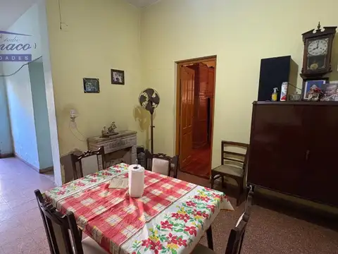 Depto Tipo Casa en Venta 45 años