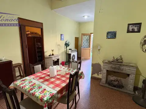 Depto Tipo Casa en Venta al Oeste