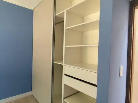 Casa en Venta en Moreno, USD 240.000