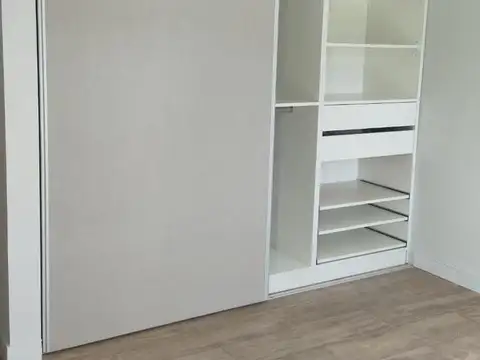 Ayolas s/n, entre Joaquín Rossini y Hernandi Lerna al 0