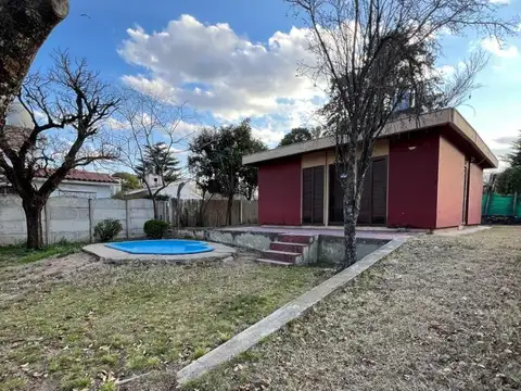 CASA EN VENTA VILLA CARLOS PAZ A RECICLAR APTA CREDITO