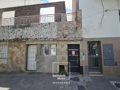 VENTA | Casa Interna Única con Patio y Terraza