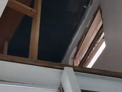 Local en Alquiler en Parque Chas, $ 790.000