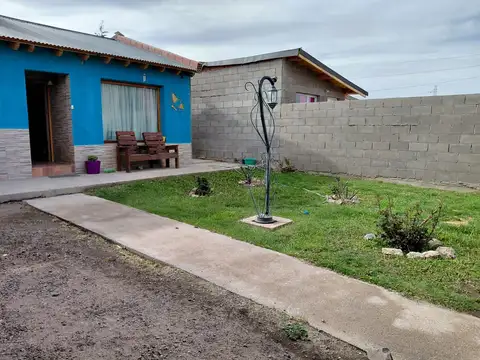 Casa en Venta en Piedra Del Aguila, USD 120.000