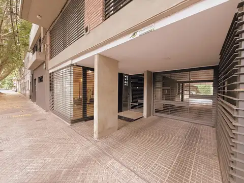 Colon 1941 - Cocheras En Venta - República de la Sexta, Rosario