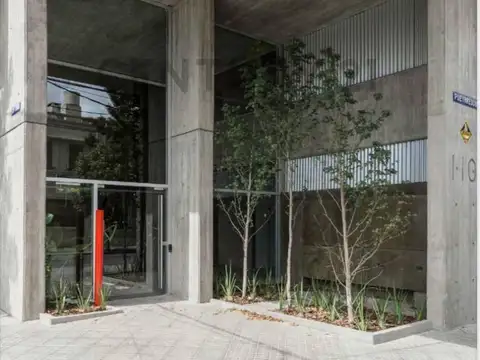 VENTA LOCAL DOS PLANTAS BARRIO LOURDES