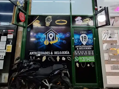 CABALLITO. DEL BARCO CENTENERA 100. LOCAL EN GALERIA DE 20 M2. MAS ENTREPISO