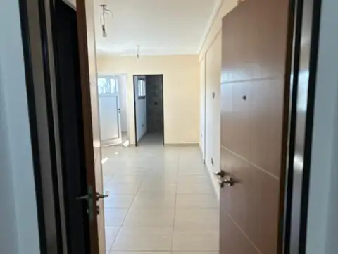 Depto Tipo Casa 4 ambientes con 1 baño