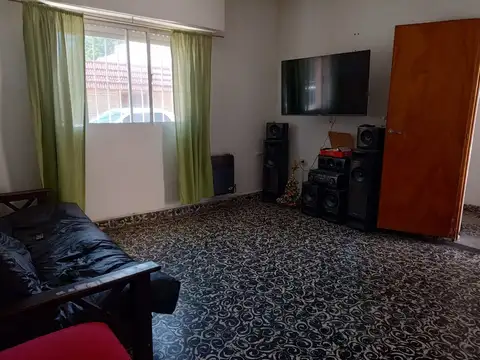 Casa en Venta en Villa Elvira, USD 80.000