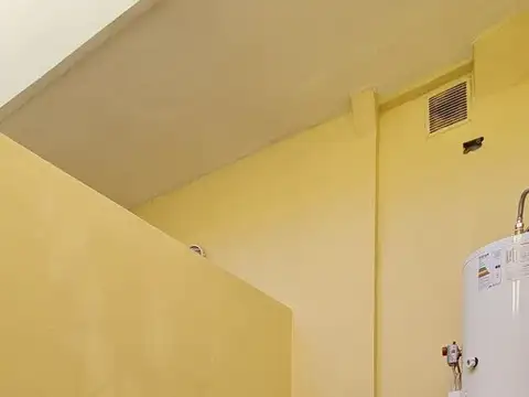 Depto Tipo Casa en Alquiler en Caseros, $ 380.000