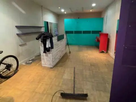 Local en Alquiler en Caseros, $ 2.500.000