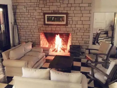 Terreno en Venta en Chacras De Coria, USD 1