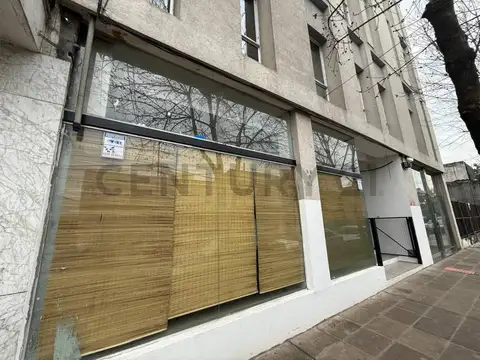 BERNARDINO RIVADAVIA 300, Piso 1