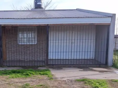 CASA 3 AMBIENTES CON FONDO OPORTUNIDAD