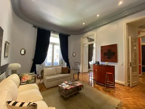 VENTA PISO DEPARTAMENTO 5 AMBIENTES CON DEPENDENCIAS EN RECOLETA