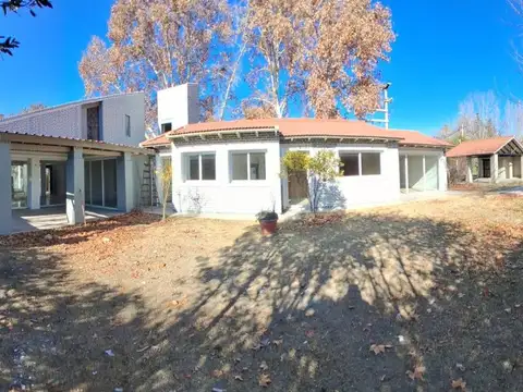 OPORTUNIDAD ÚNICA CASA EN CHACRAS DE CORIA