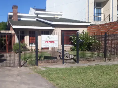 Dr Pelagio B Luna 1000