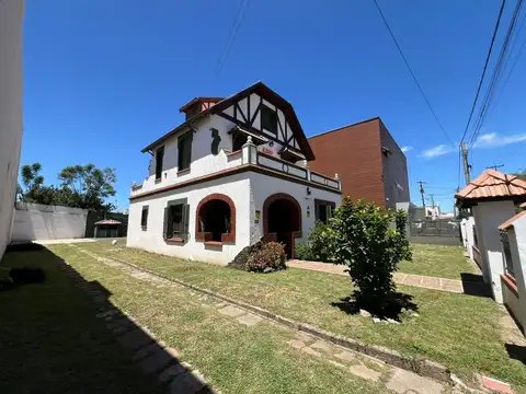 ALQUILER CASA  AVENIDA SABATTINI APTO COMERCIO